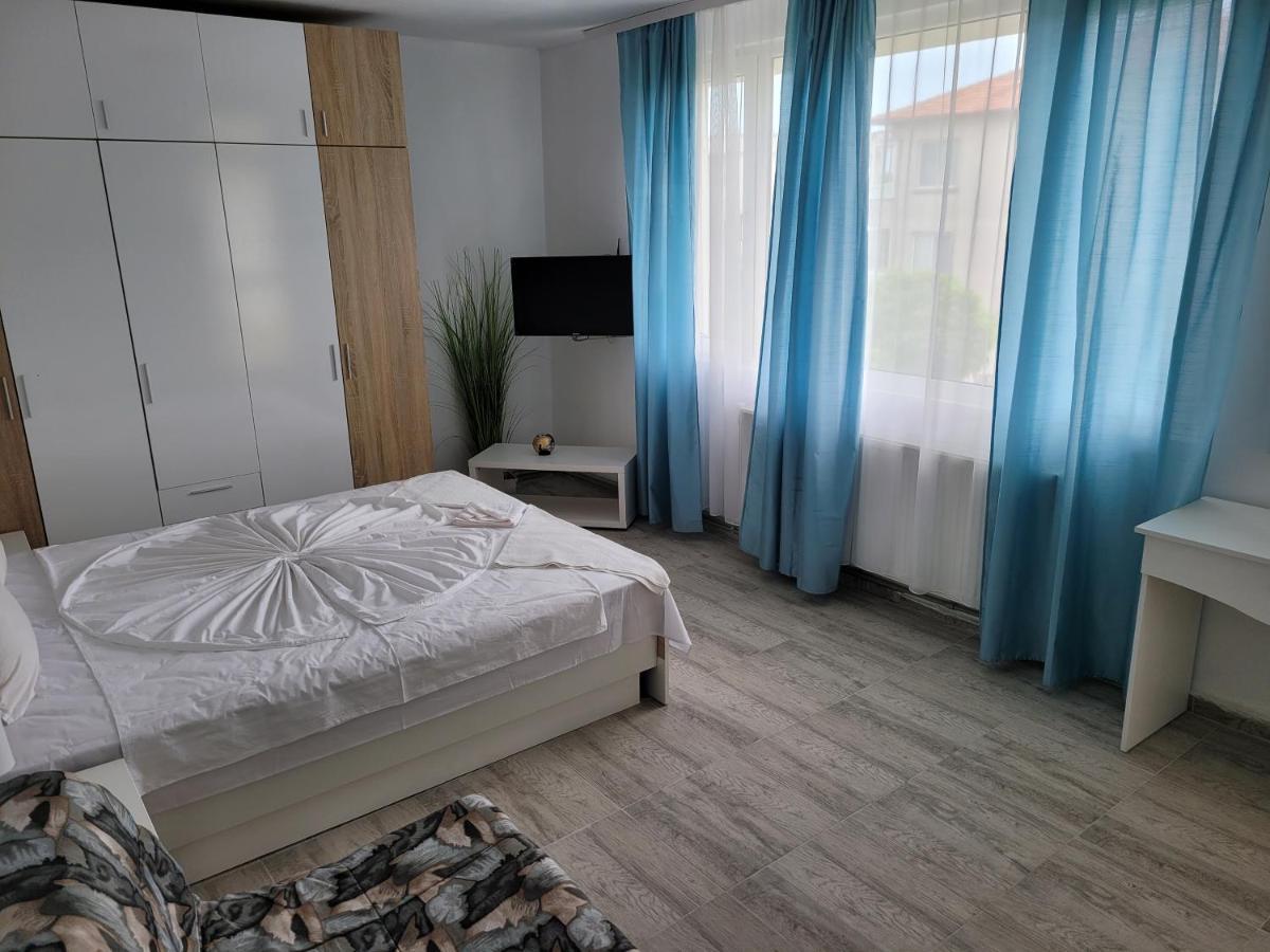 Guest House Evtimov Приморско Экстерьер фото